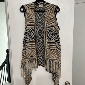 Sleeveless cardigan